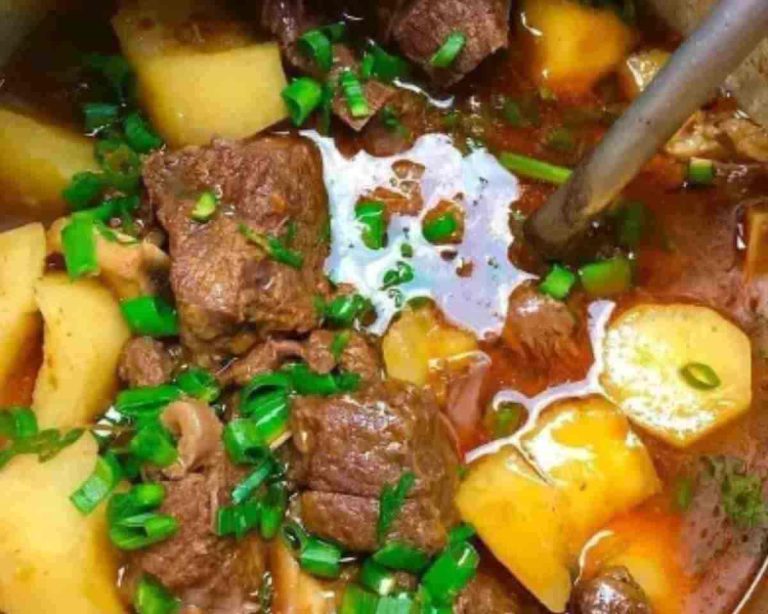 Carne a la Olla con Papas