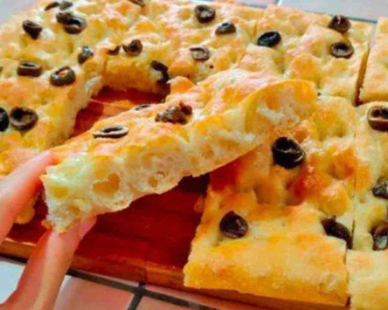 Focaccia "Burbujeante" con Aceitunas