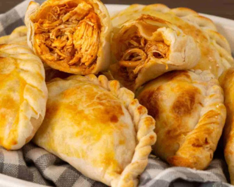 EMPANADAS DE POLLO.